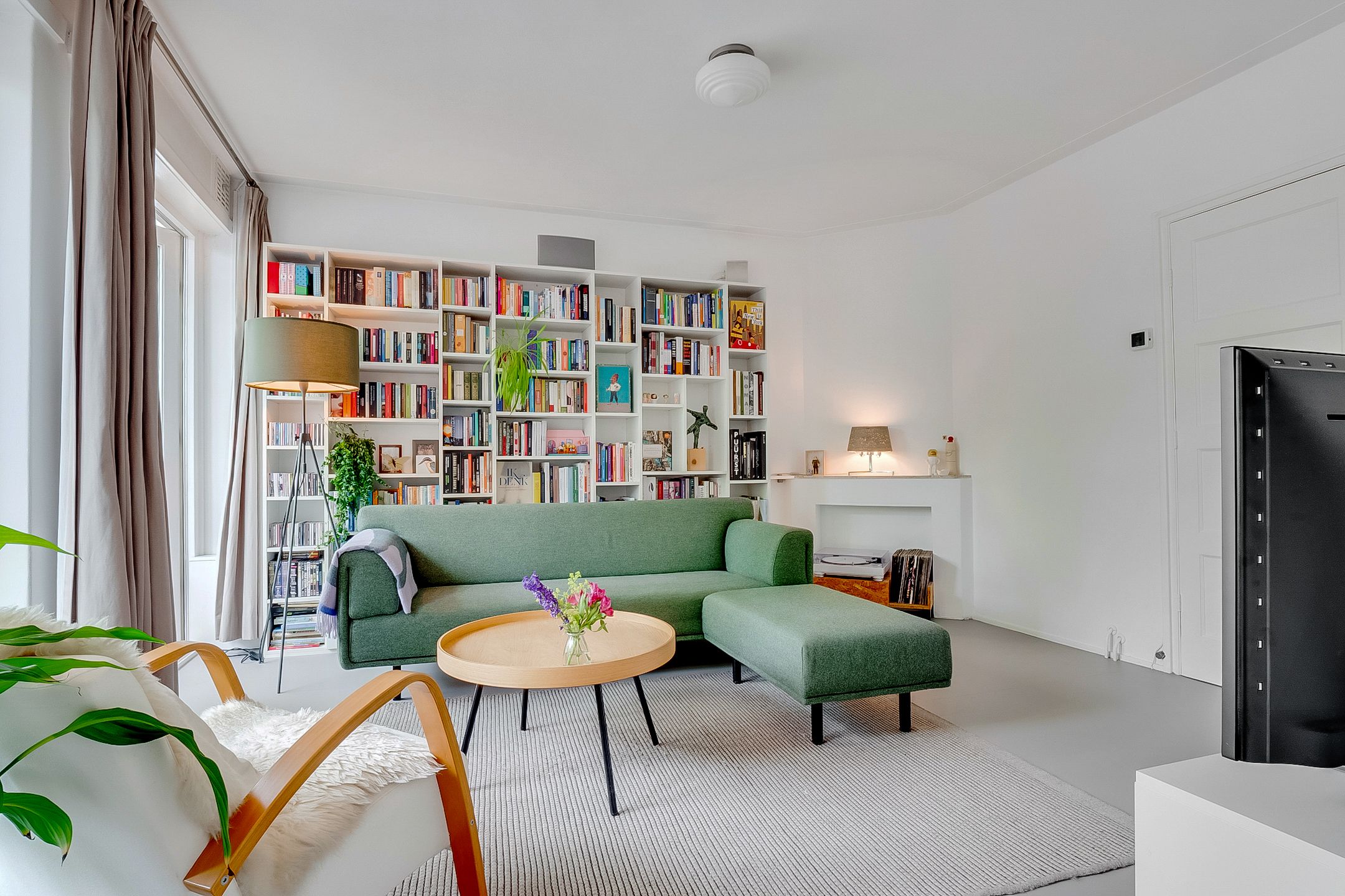 Foto 9 van Linnaeusparkweg 246-1