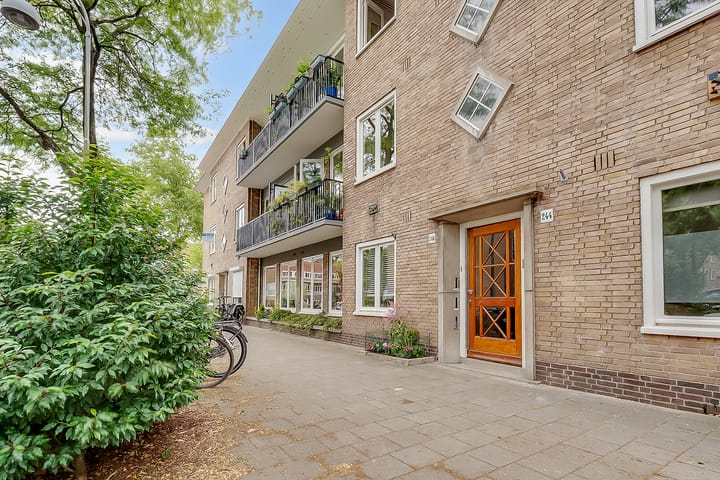 Foto 38 van Linnaeusparkweg 246-1