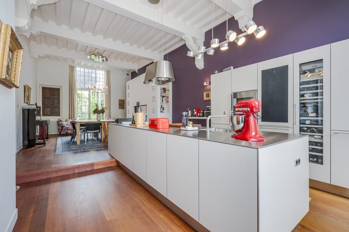 Photo 14 of Rapenburg 45