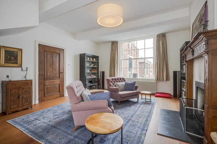 Photo 33 of Rapenburg 45