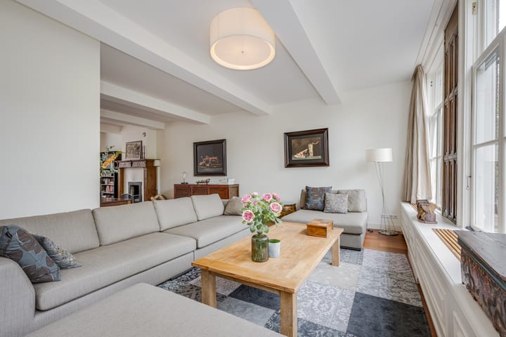 Photo 38 of Rapenburg 45