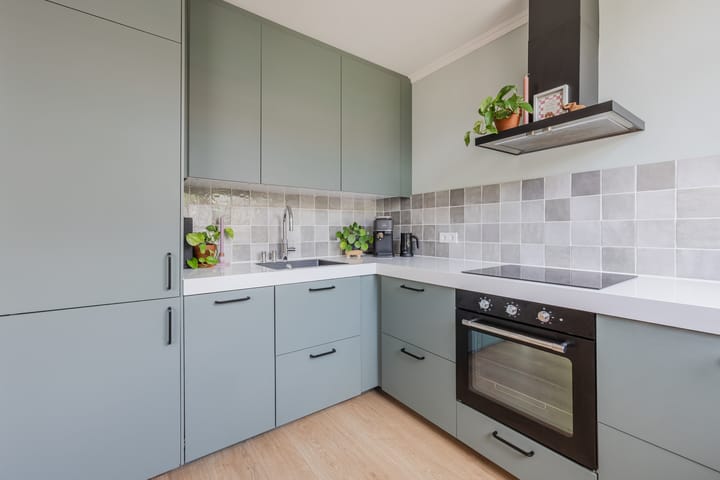 Photo 17 of Piet Heinstraat 12