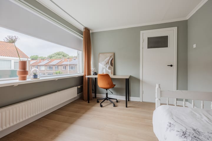 Photo 21 of Piet Heinstraat 12