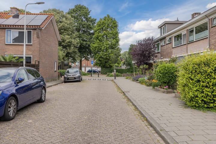 Photo 39 of Piet Heinstraat 12