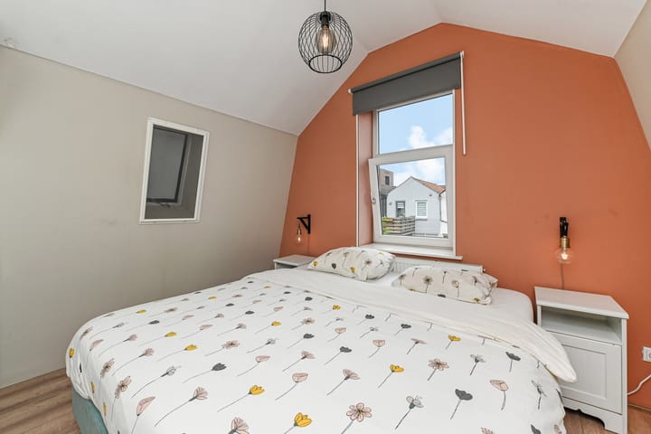 Photo 18 of P.C. Bothstraat 48