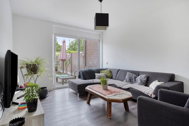 Foto 8 van Tromplaan 7