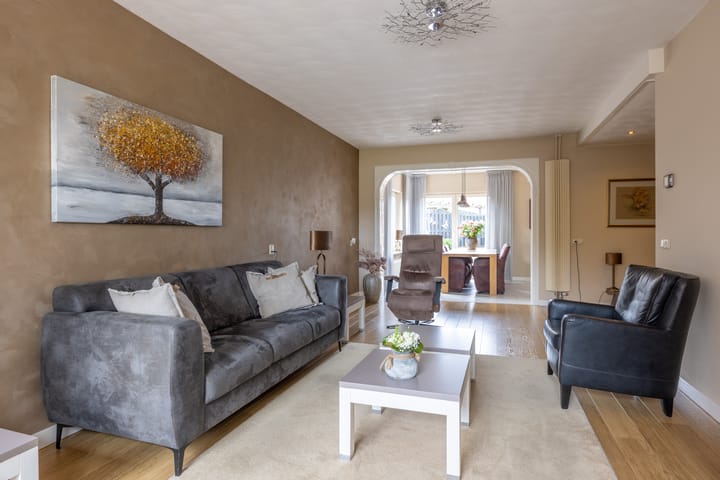 Foto 12 van Zuiderstraat 84