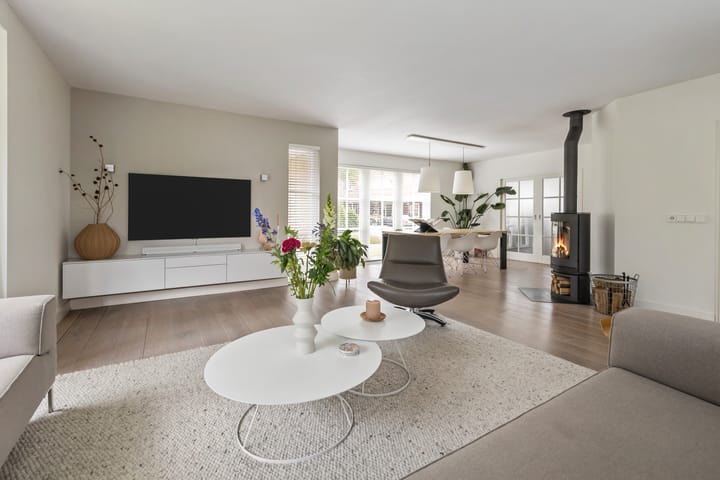 Foto 12 van Weidelaan 244