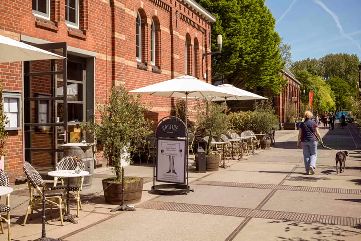 Foto 33 van Van Hogendorpstraat 183-2