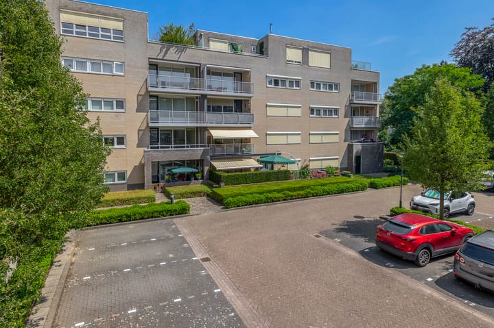 Foto 2 van Mr. van Coothstraat 20