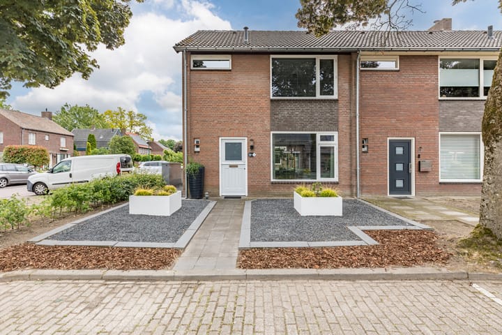 Photo 2 of Pastoorshof 36