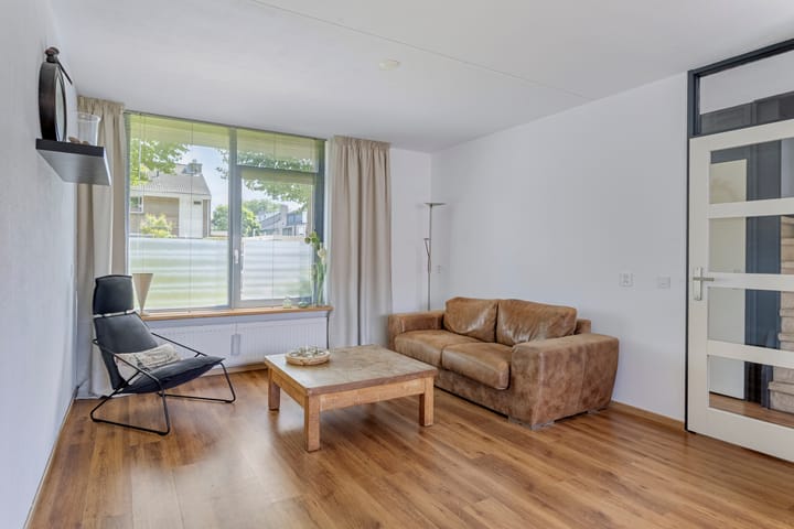 Foto 7 van Generaal Marshallweg 156