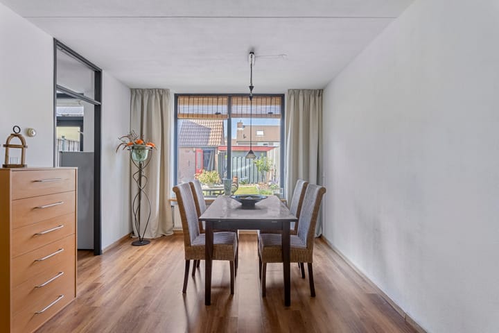 Foto 9 van Generaal Marshallweg 156