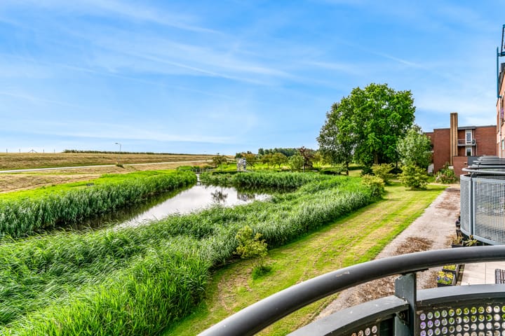 Foto 15 van Taeke van der Meerstraat 27-A