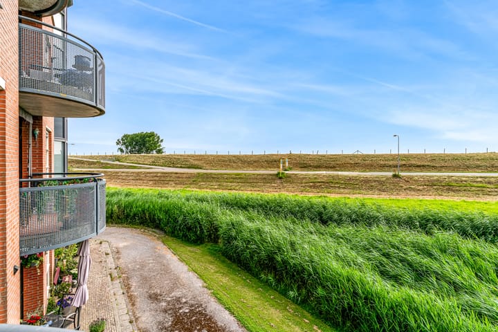 Foto 16 van Taeke van der Meerstraat 27-A