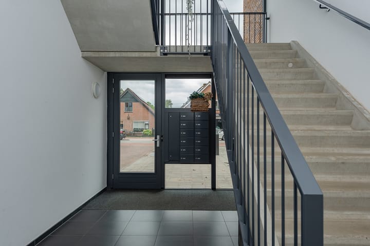 Foto 7 van Zuiderzeestraatweg 128-A