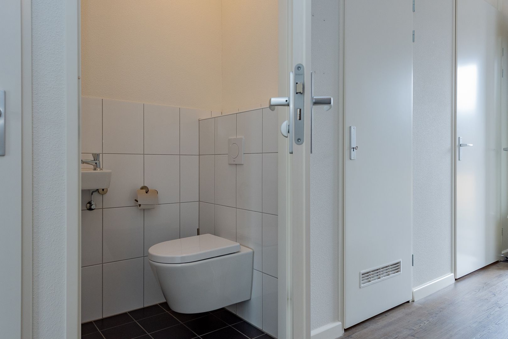 Foto 24 van Zuiderzeestraatweg 128-A