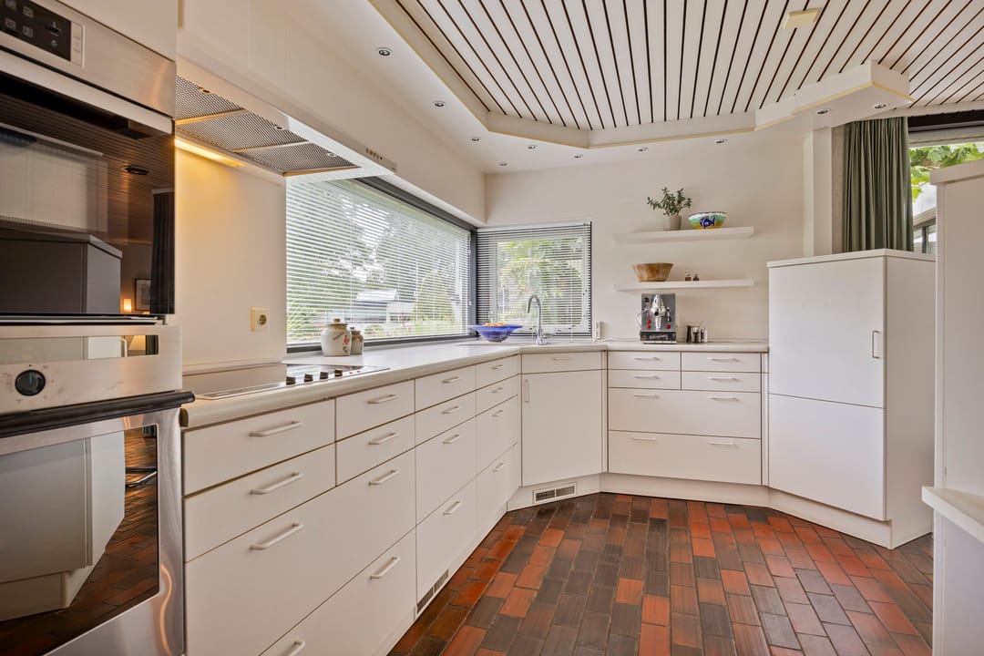 Photo 22 of Karel Gerardstraat 8