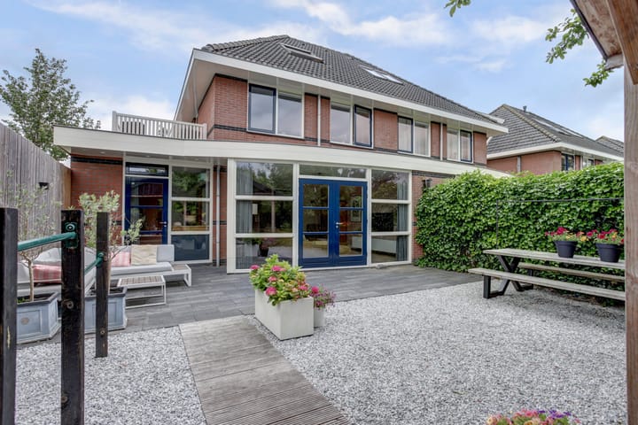 Photo 2 of Admiraalsgroet 2