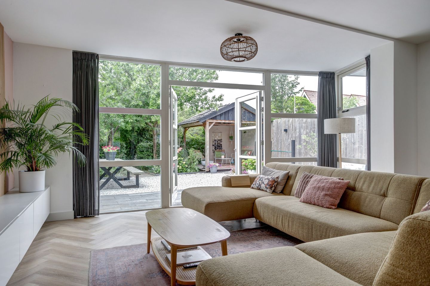 Foto 10 van Admiraalsgroet 2