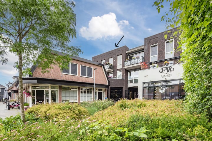 Photo 2 of Groen van Prinstererlaan 47-F