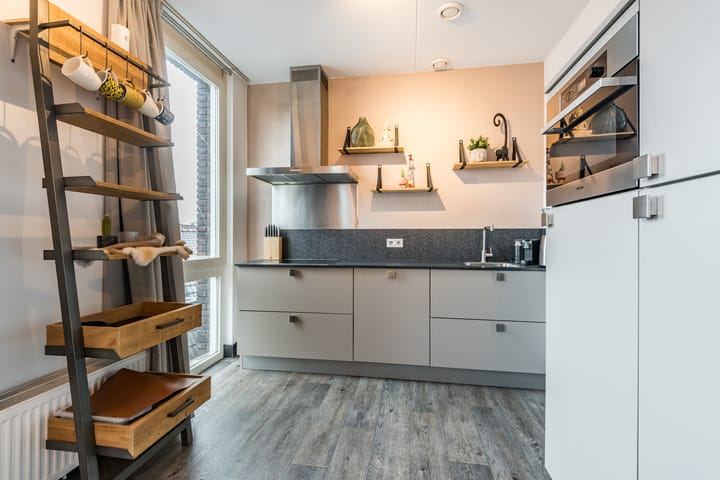 Photo 7 of Groen van Prinstererlaan 47-F