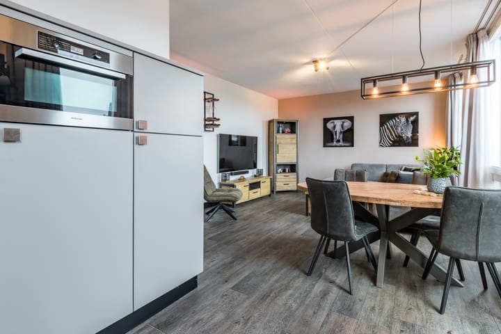 Photo 8 of Groen van Prinstererlaan 47-F