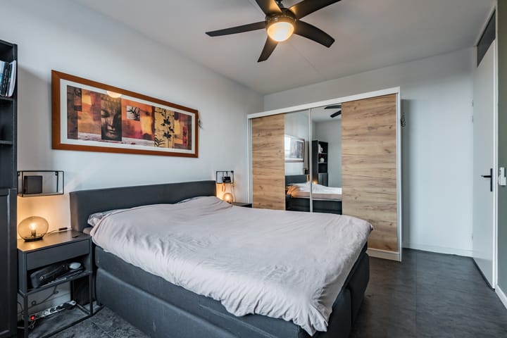 Photo 12 of Groen van Prinstererlaan 47-F