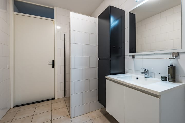 Photo 15 of Groen van Prinstererlaan 47-F