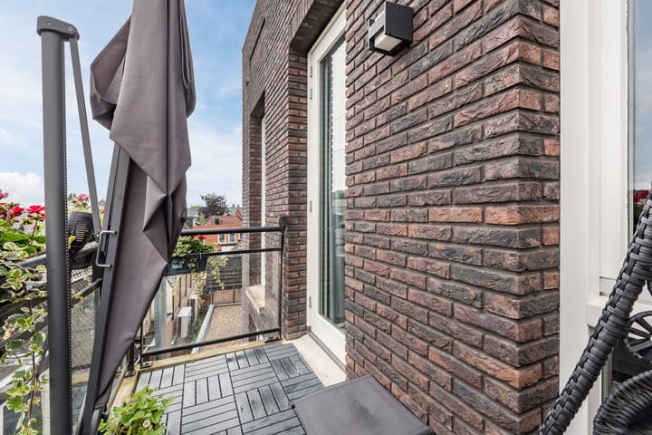 Photo 23 of Groen van Prinstererlaan 47-F