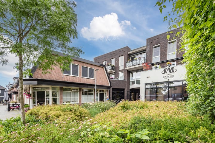 Photo 34 of Groen van Prinstererlaan 47-F