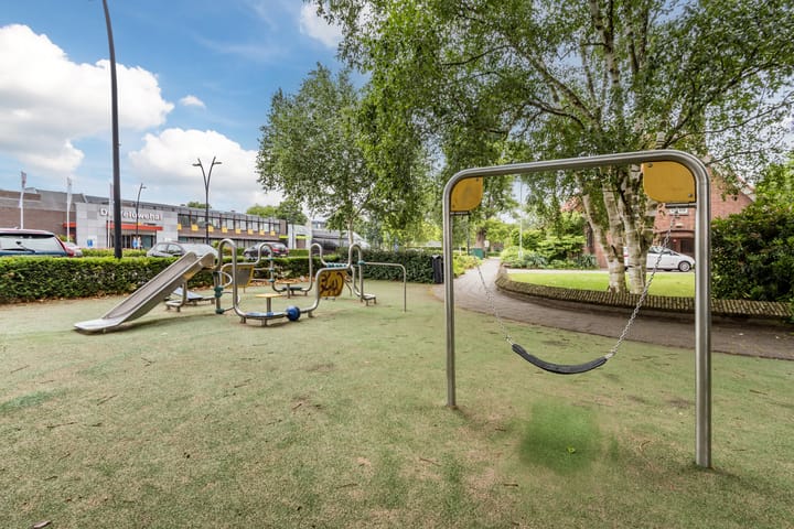 Photo 35 of Groen van Prinstererlaan 47-F