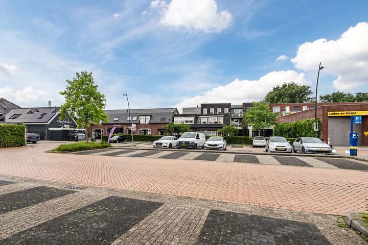 Photo 36 of Groen van Prinstererlaan 47-F