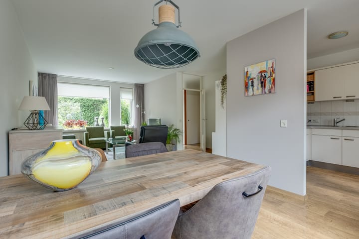 Foto 6 van Zernikeplein 12