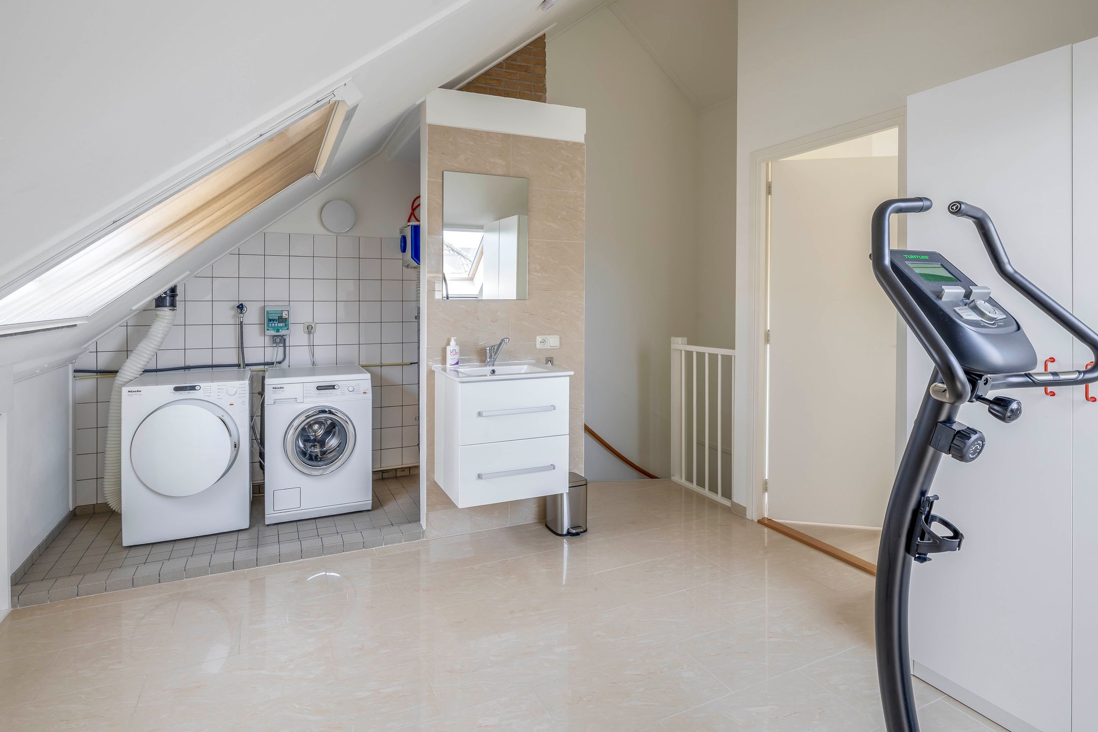 Foto 33 van Couperinstraat 14