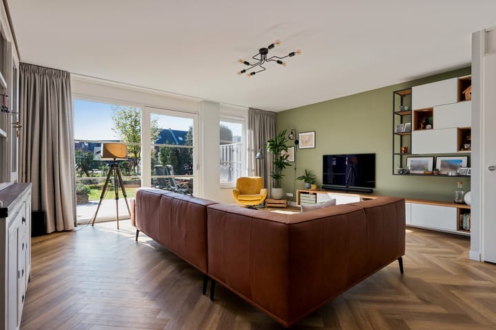 Foto 2 van Leonard Springerstraat 22