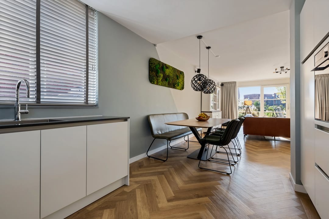 Photo 16 of Leonard Springerstraat 22