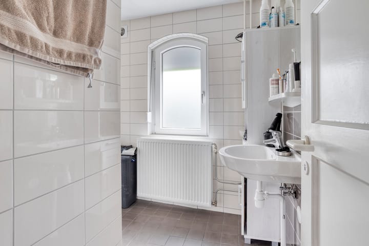 Foto 33 van Antoniuslaan 36