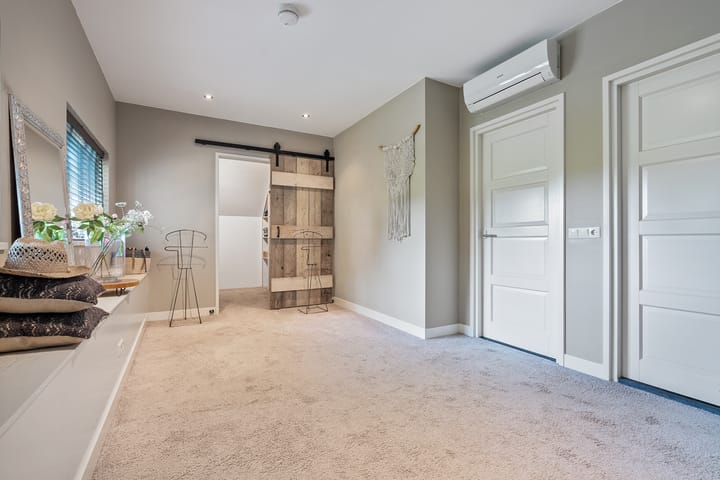 Photo 44 of Prins Bernhardpark 2