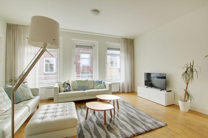 Photo 2 of Goudsbloemstraat 50-3