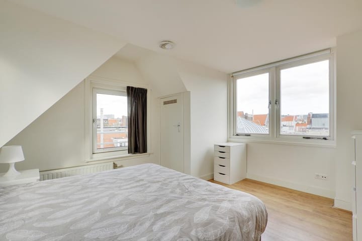 Photo 15 of Goudsbloemstraat 50-3