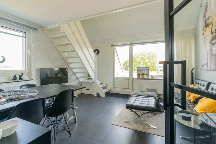 Foto 9 van Hageweg "'t Centrum" 228