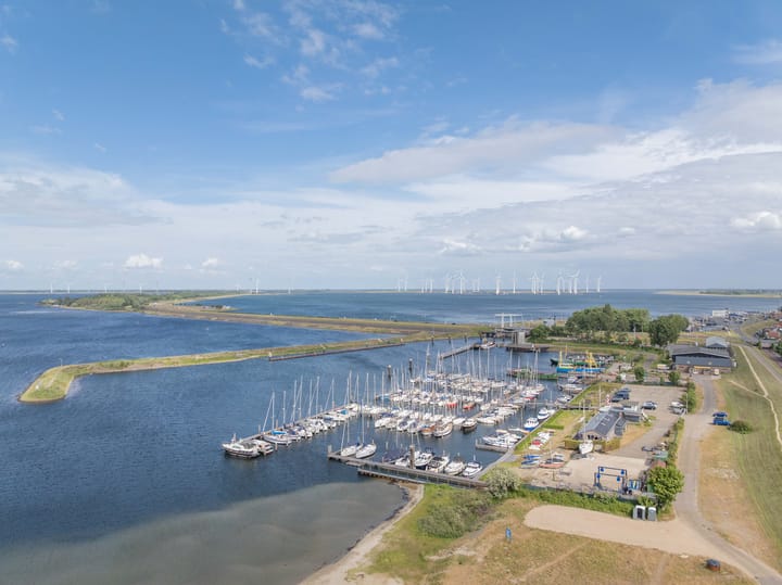 Foto 25 van Hageweg "'t Centrum" 228