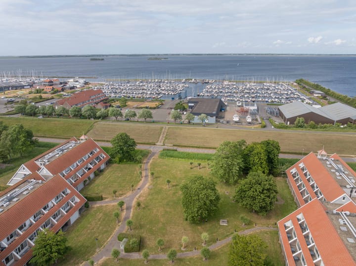 Foto 29 van Hageweg "'t Centrum" 228