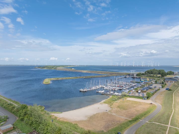 Foto 32 van Hageweg "'t Centrum" 228