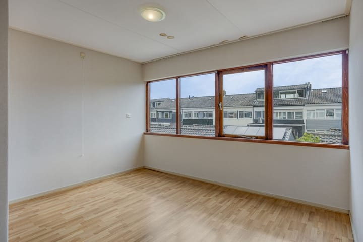 Photo 12 of Graaf Dirkstraat 21