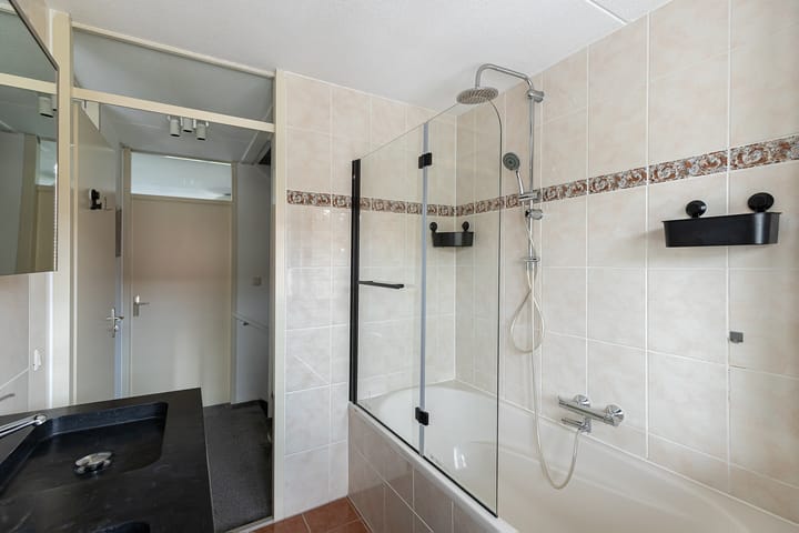 Foto 15 van Margriethof 52