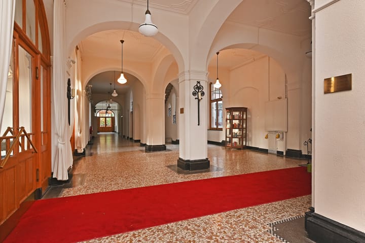 Photo 21 of Nieuwelaan 122