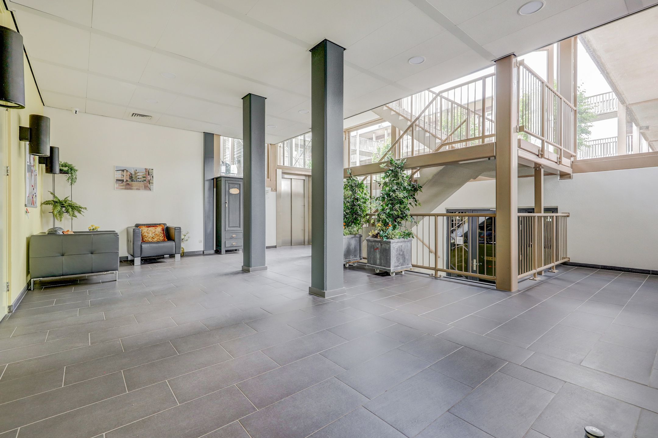 Foto 9 van Pastoor Van den Hurkplein 10