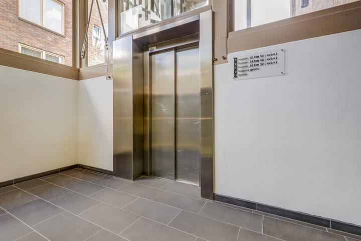 Photo 10 of Pastoor Van den Hurkplein 10